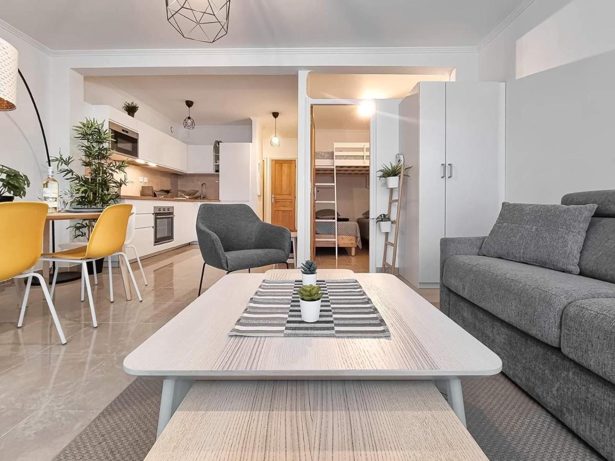 Le Soleil Residence La Fontaine Les Sablettes Plage ลาแซน-ซูร์-แมร์ ภายนอก รูปภาพ